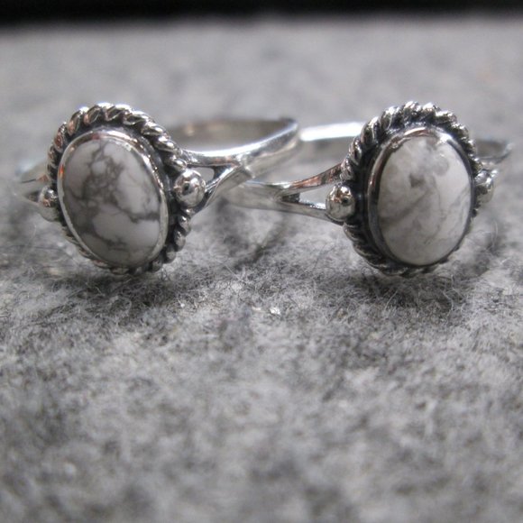 White Buffalo Turquoise ring>925 Sterling White Buffalo Ring,Dainty Turquoise - Picture 8 of 8